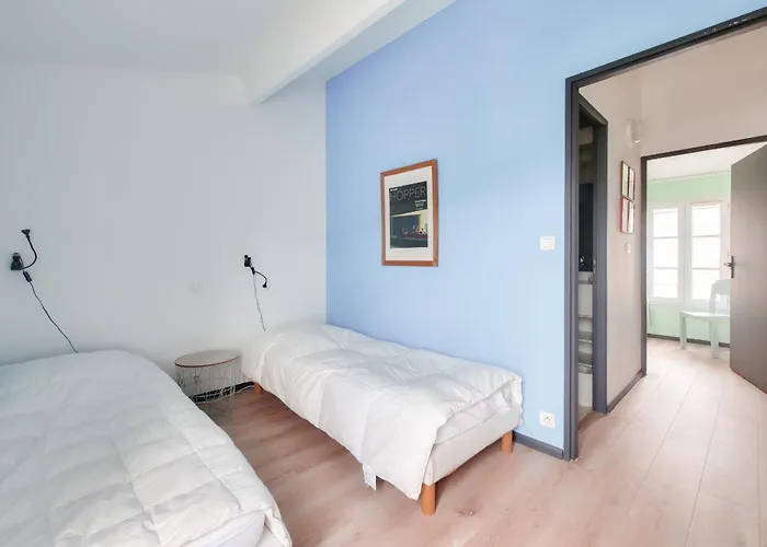 Jolie Maison En Residence Avec Piscine Pour 5
