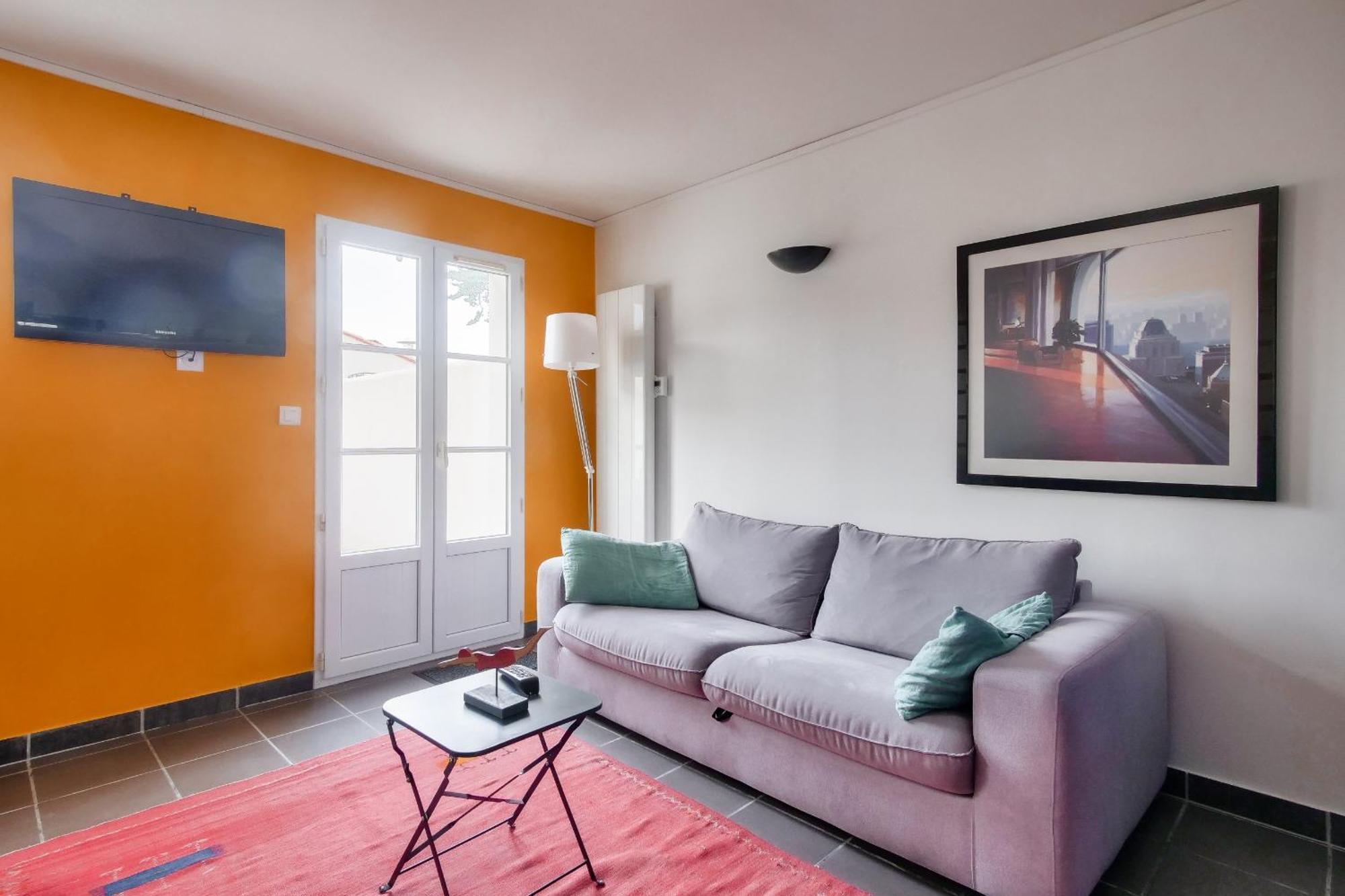 Holiday home Jolie Maison En Avec Piscine Pour 5 *