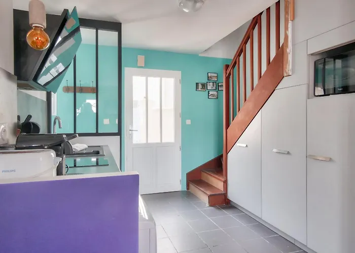 Jolie Maison En Residence Avec Piscine Pour 5