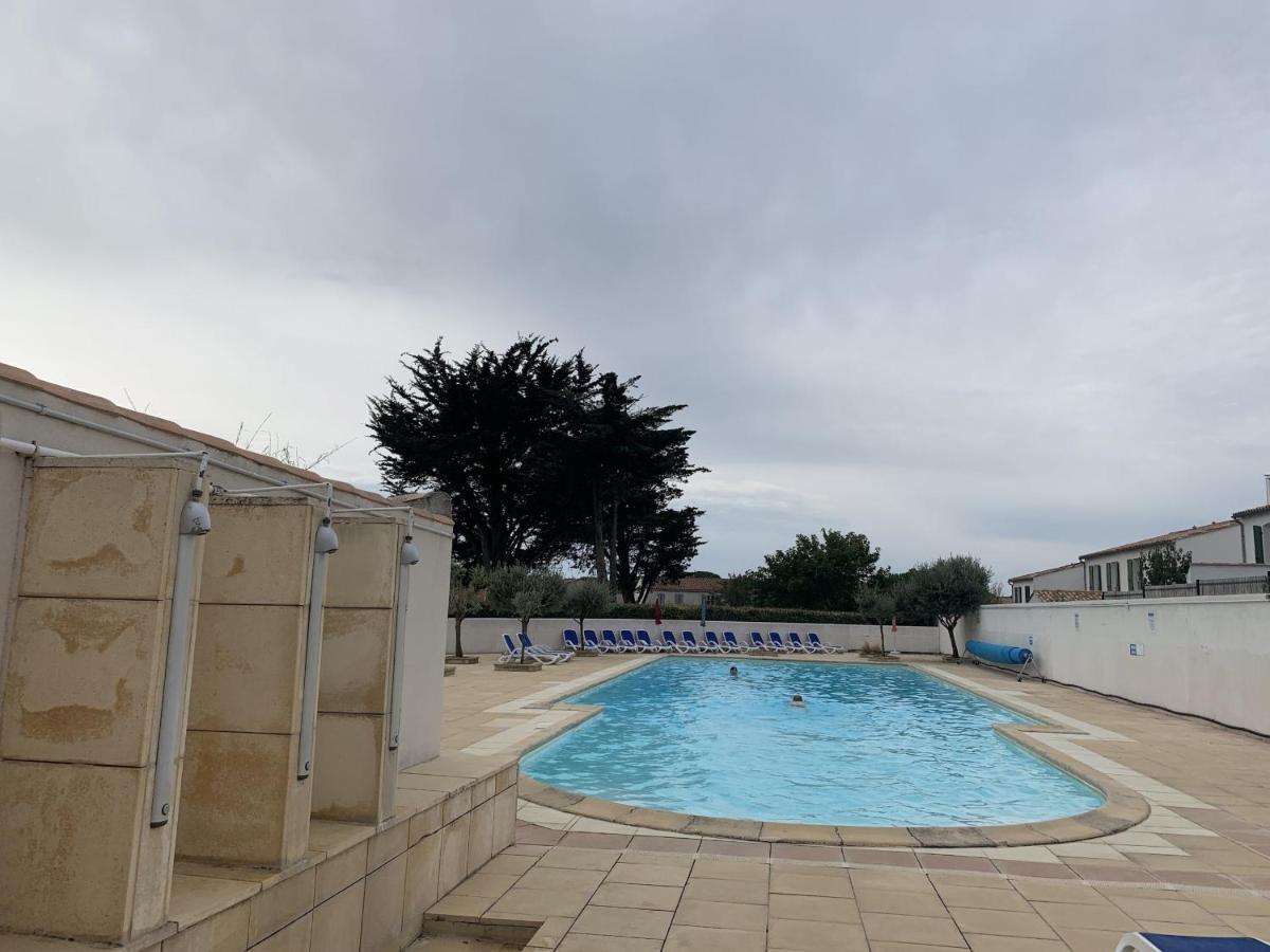 Ferienhaus Jolie Maison En Avec Piscine Pour 5 La Flotte